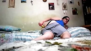 Fetish insertions: a banana nearly the gay hole observing TV